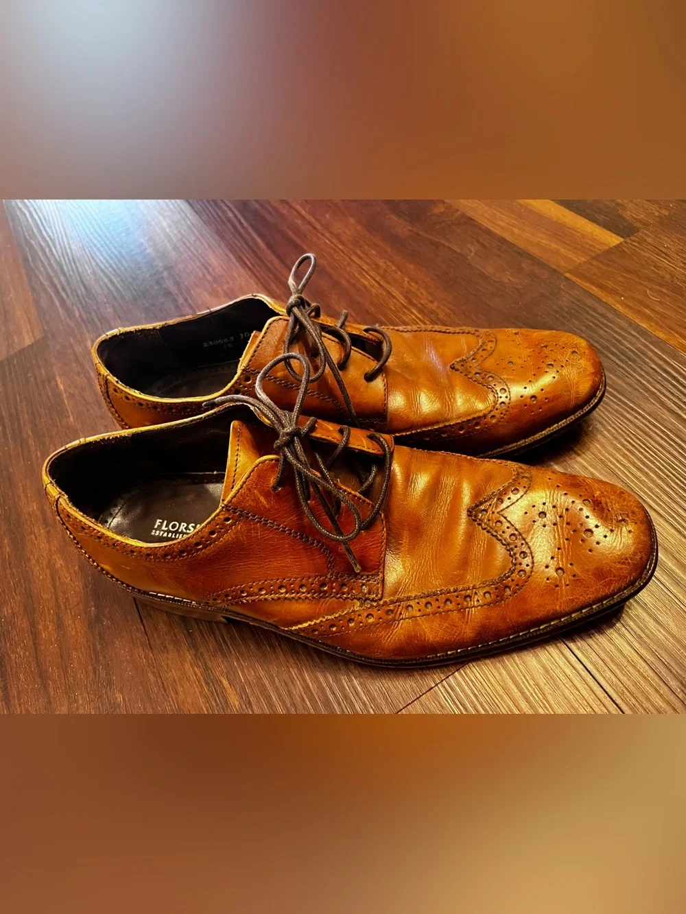 Florsheim Cognac Brown Leather Wingtip Derbys Oxford dress shoes size 10